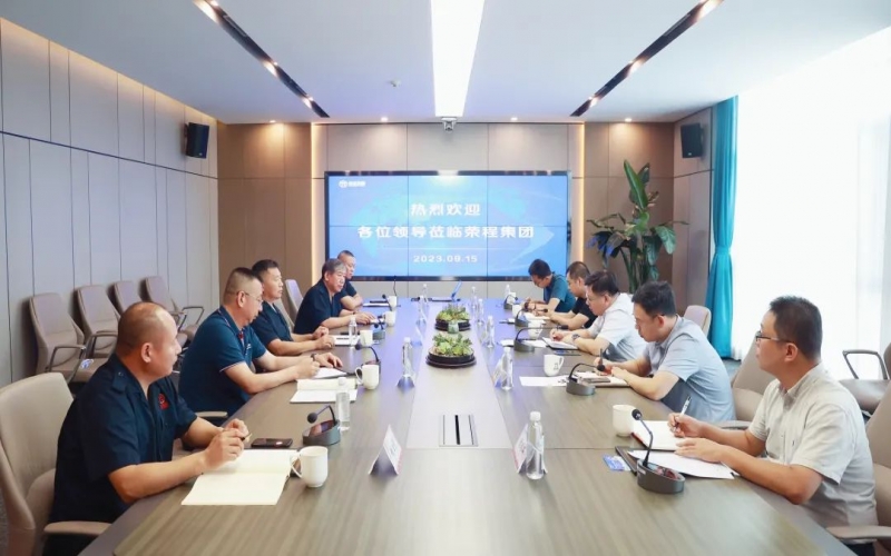 天津市道路运输管理局副局长王刚一行到众博(中国)集团调研服务