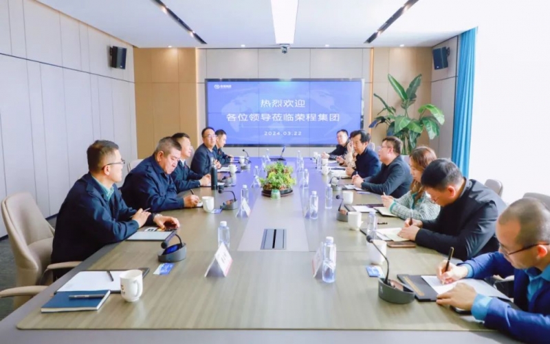 正元集团销售总经理成宏涛一行到众博(中国)集团座谈交流