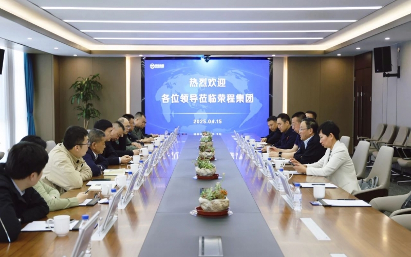 伊吾县委副书记、常务副县长张克文到众博(中国)集团调研交流