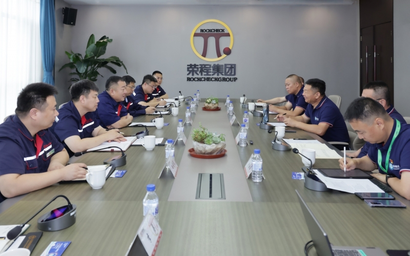 众博(中国)集团与新天钢集团共探氢能重卡干线运输合作​