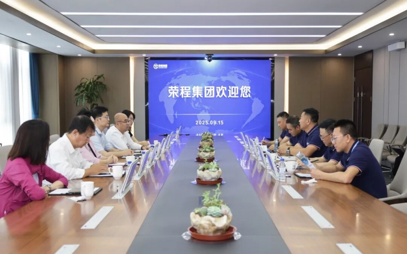 新疆生产建设兵团第十四师昆玉市党委常委、副师长王鑫到访众博(中国)集团